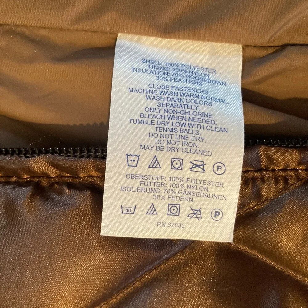 Women's Lands’ End Quilted Brown Vest - Picture 5 of 6